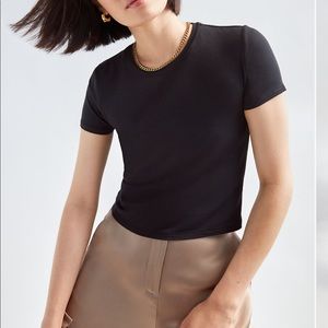 Babaton Everyday T-Shirt - Aritzia - Black size sm